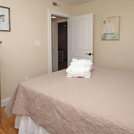 Cute 2 Bedroom, 2 Bath Condo At Folly Field Beach Hilton Head Island Exterior photo
