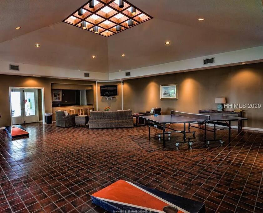 Cute 2 Bedroom, 2 Bath Condo At Folly Field Beach Hilton Head Island Exterior photo
